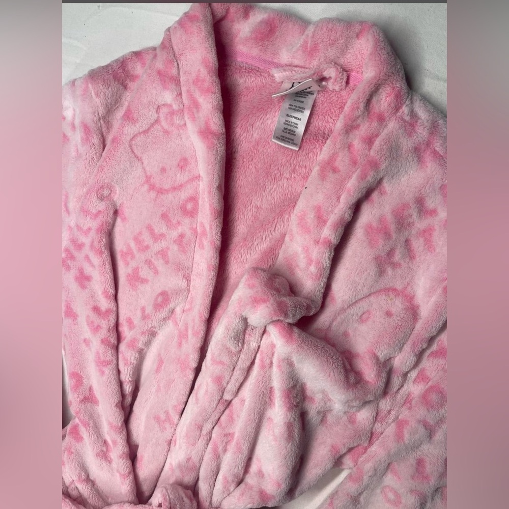 Hello Kitty Pink Fleece Robe - Picture 4 of 5